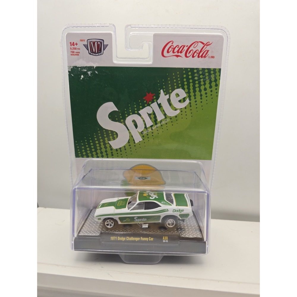 M2 Machines Coca-Cola Sprite 1971 Dodge Challenger Funny Car Green Chase Piece
